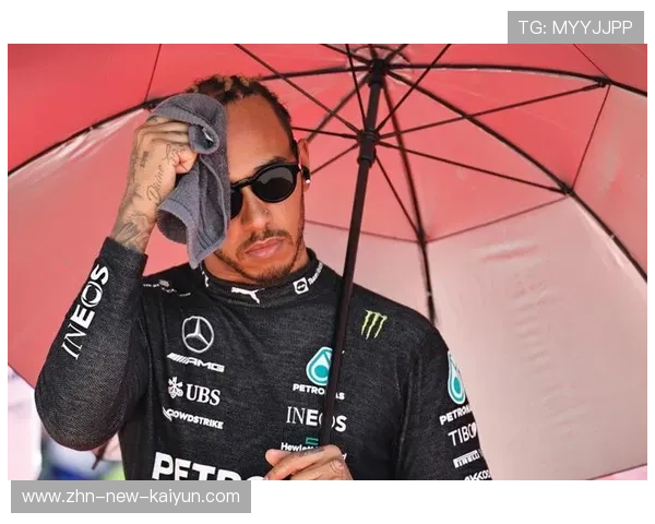 F1日本大奖赛：维斯塔潘成功逆转，汉密尔顿遗憾落败