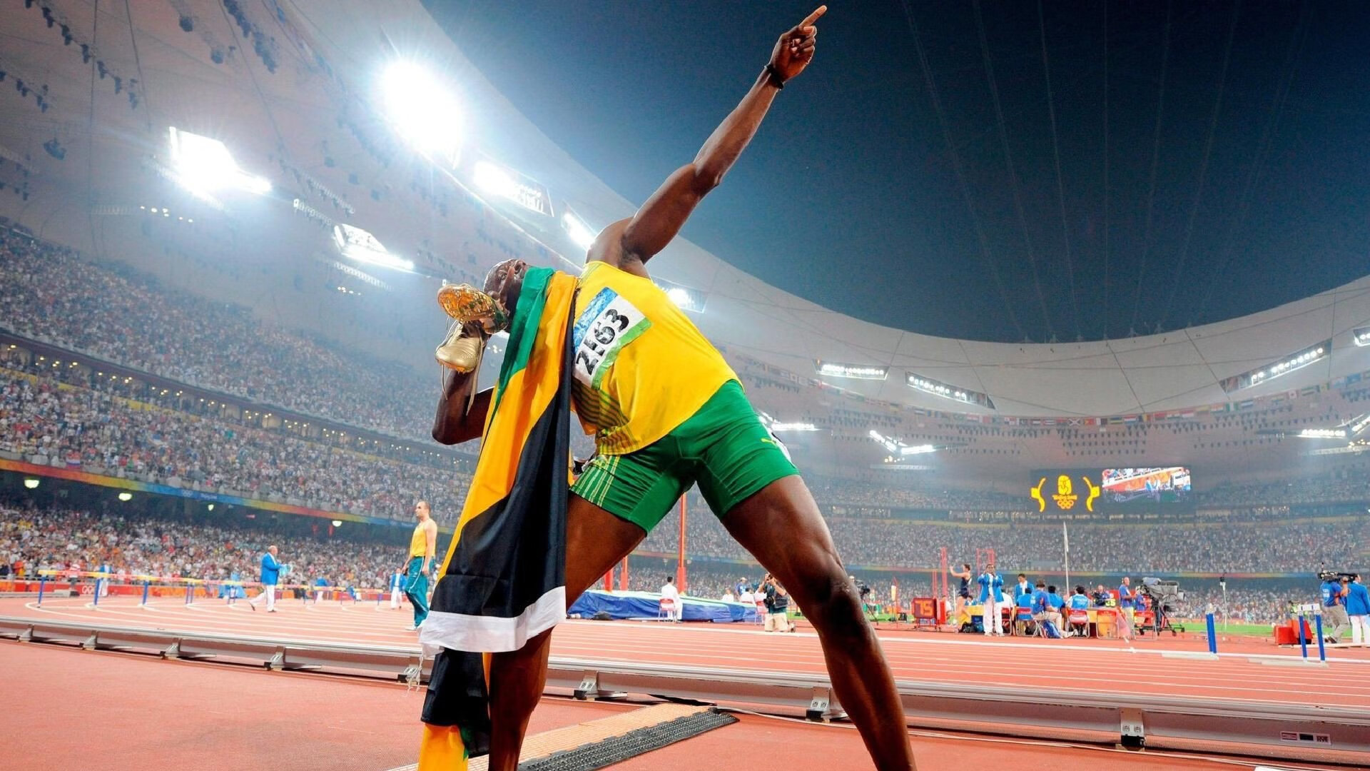 开云体育app官网-弗朗索瓦·斯图尔特：身手敏捷的中场球员，南非队进攻核心之一